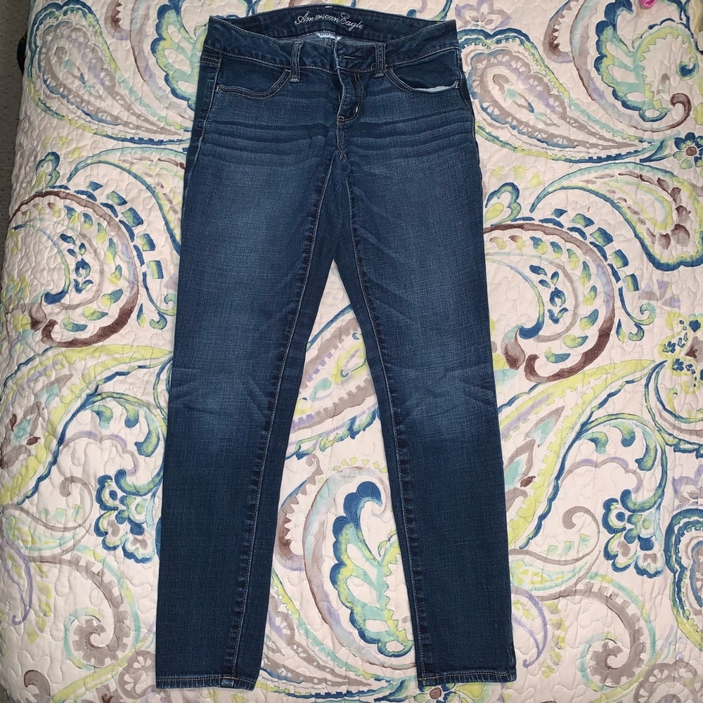 American Eagles Dark Wash Skinny Jeans